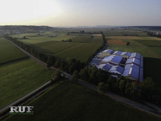 RUF. BRIQUETTING SYSTEMS Photo 1