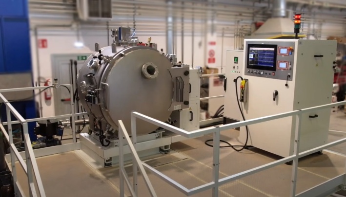 TOPCAST Photo 4