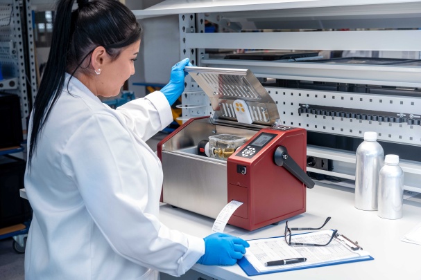 b2 electronics GmbH Photo 2