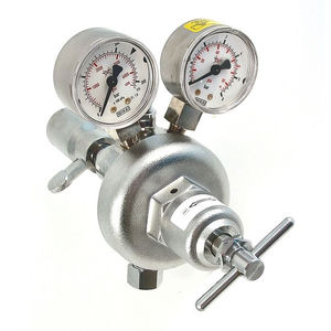 регулятор давления для газа