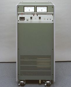 источник электропитания для монтажа в стойку 1