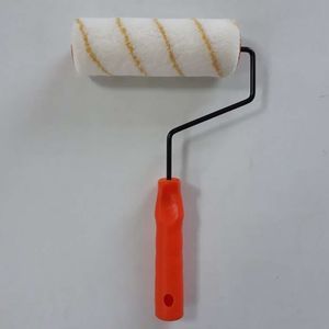 плоская кисть для покраски с пластиковой ручкой