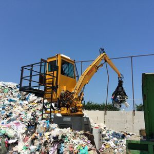 стационарный ковш для транспортировки материалов