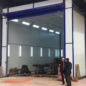 закрытая окрасочная кабина
