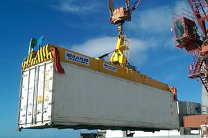 траверса для контейнера
