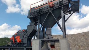 ударная камнедробилка