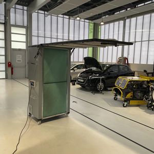 закрытая окрасочная кабина
