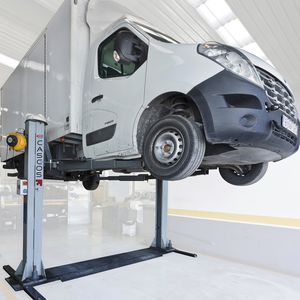 двухстоечный автомобильный подъемник