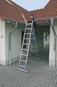 выдвижная лестница из алюминия