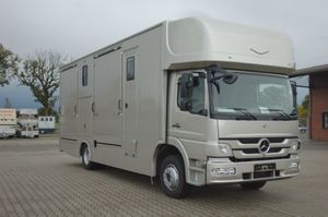 транспортный грузовой автомобиль