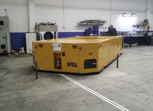 AGV для разгрузочно-погрузочных работ 1