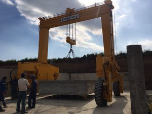 контейнерный погрузчик для предварительно выполненных бетонных балок 1