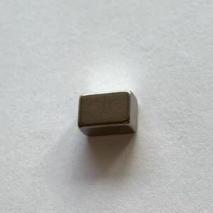 магнит из спекшегося NdFeB