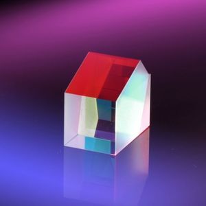 точная оптическая призма