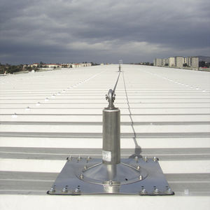 анкерное страховочное устройство для кровли