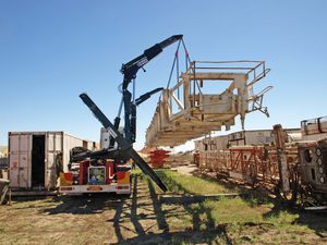 подъемное устройство для буровой установки