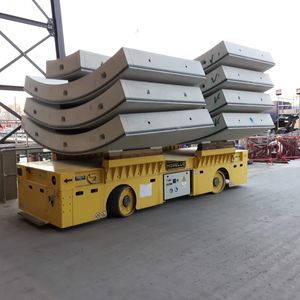 AGV для разгрузочно-погрузочных работ
