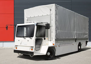 грузовой автомобиль с электрической платформой 1