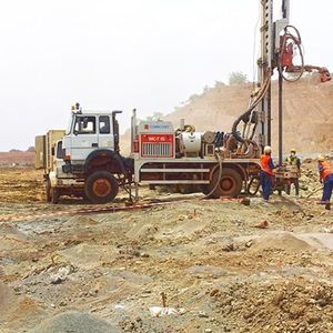 буровая установка на грузовике 1