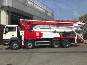 автобетононасос для строительства