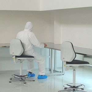 верстак из пластика