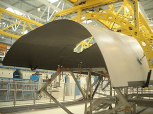 вакуумная траверса для применения в авиакосмической промышленности