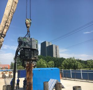 гидравлический вибромолоток