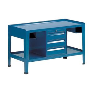 верстак из дерева