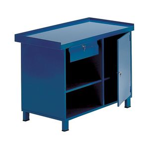 верстак из дерева