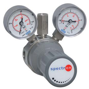 регулятор давления для газов 1