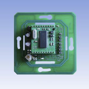 встроенная интегральная схема считывающего устройства RFID