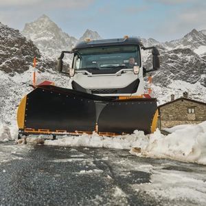 снегоочиститель для легких транспортных средств