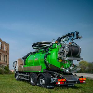 каналопромывочный грузовой автомобиль