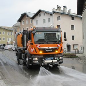 машина для мытья дорог для воды