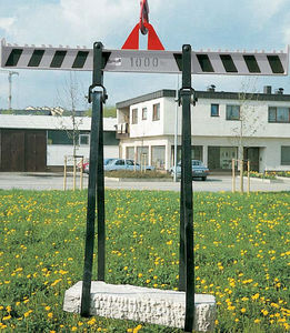 регулируемая траверса
