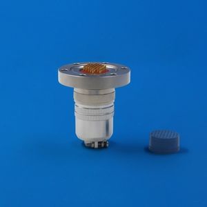 вакуумный проходной изолятор 1