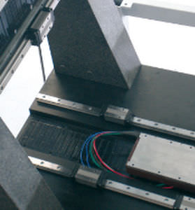 Фрезерный станок с ЧПУ 3-5 осей - 400 x 350 x 200 mm | PREMIUM 4030 µ - imes-icore GmbH - вертикальный