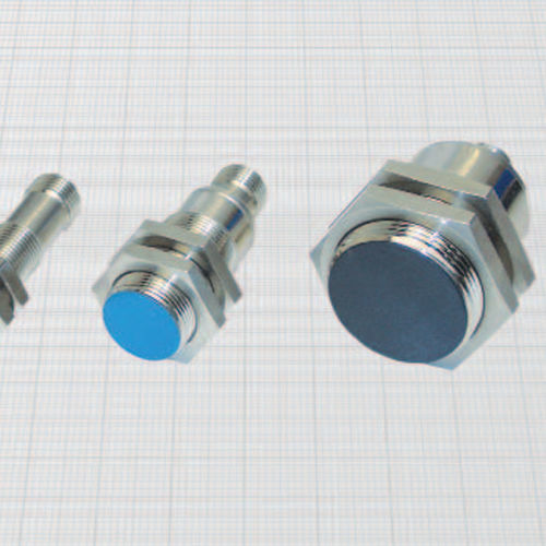 Индуктивный бесконтактный датчик - DC12/4300A - BDC ELECTRONIC S.r.l. - электромагнитный / цилиндрический / M30