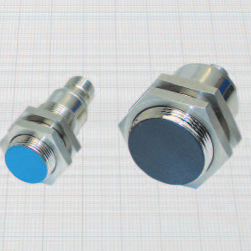 Индуктивный бесконтактный датчик - DC12/4300KSA - BDC ELECTRONIC S.r.l. - электромагнитный / цилиндрический / M30