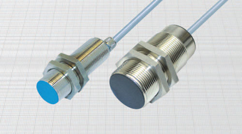 Индуктивный бесконтактный датчик - DCA18/4A09KSJMA - BDC ELECTRONIC S.r.l. - электромагнитный / цилиндрический / M30