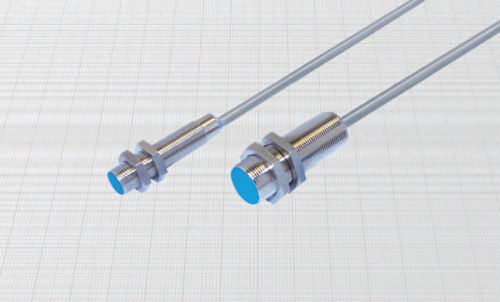Индуктивный бесконтактный датчик - DCAL12/4609V - BDC ELECTRONIC S.r.l. - цилиндрический / M30 / M18