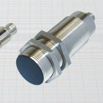 Емкостный бесконтактный датчик - NKS18/4300A - BDC ELECTRONIC S.r.l. - электромагнитный / цилиндрический / M30