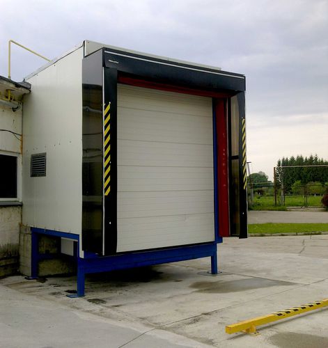 Загрузочный шлюз груза - Thermo loading dock - Hidrotiltai