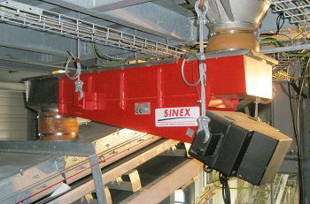 Вибрационное подающее устройство - Sinex Industrie SAS - для сыпучих материалов / непрерывного действия