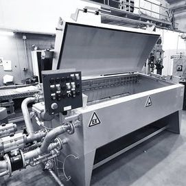 Очистительная установка путем опрыскивания - CLEANmaX - D.W. Renzmann Apparatebau - с растворителем / автоматическая / деталей