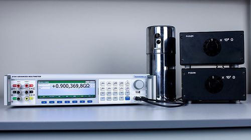 Цифровой мультиметр - 8100 Series - TRANSMILLE - настольный / 1000 В / 30 A