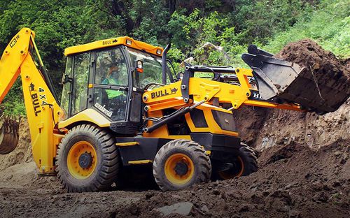 Шарнирный экскаватор-погрузчик - BULL HD 76 4wd - BULL MACHINES PVT LTD - дизельный