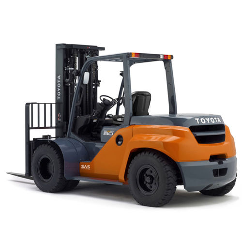 Дизельный вилочный погрузчик - 8FG80F - Toyota Industrial Equipment - с местом для сидения водителя / промышленный / для разгрузочно-погрузочных работ