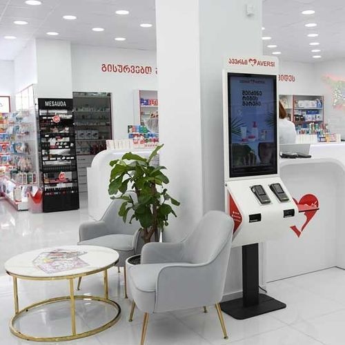 Терминал с многоточечным сенсорным экраном - PASSPORT 32 - Pyramid Computer GmbH - с проекционно-емкостной технологией / киоск / настенный