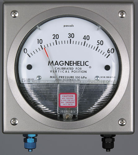 Дифференциальный манометр - M2000/M2300-U130E - BRIEM Steuerungstechnik GmbH - аналоговый / настенный / из нержавеющей стали